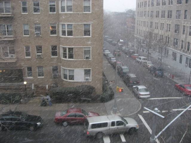 [snow+on+8th+Ave.jpg]