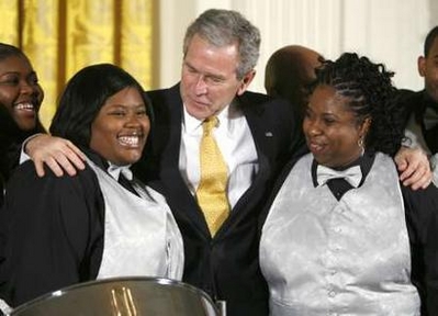[Bush,+helping+America's+youth++1.jpg]