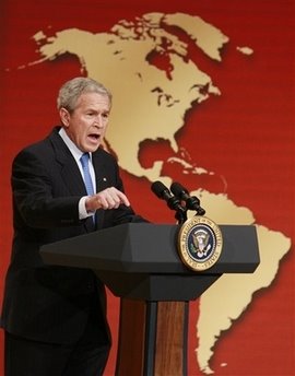 [Bush+at+Hispanic+Chamber+of+Commerce,+3.12.08++1.jpg]