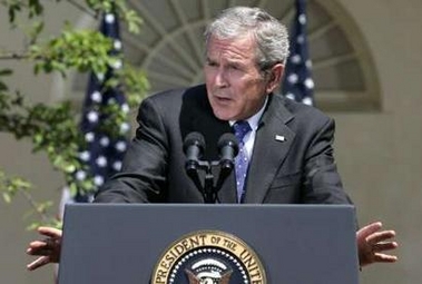 [Bush+press+conference,+5.24.07+++4.jpg]