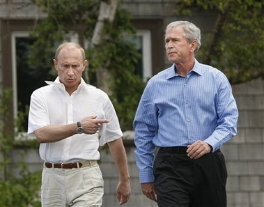 [Bush+&+Putin,+7.2.07+++3.jpg]