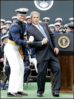 [Bush+at+Air+Force+Academy+graduation,+5.28.08++3.jpg]