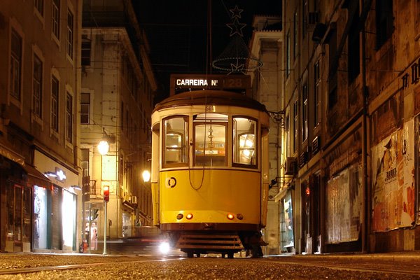 [Lisboa+04.jpg]
