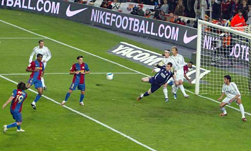 [Messi+hat+trick+al+Madrid+-+3+El+Periodico.jpg]