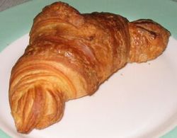 [250px-Croissant.jpg]