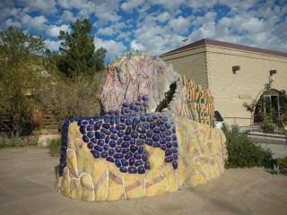 [Mosaic,+Geronimo+Springs+Museum+0057.jpg]