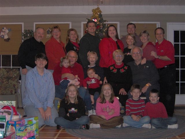 [family+Christmas.JPG]