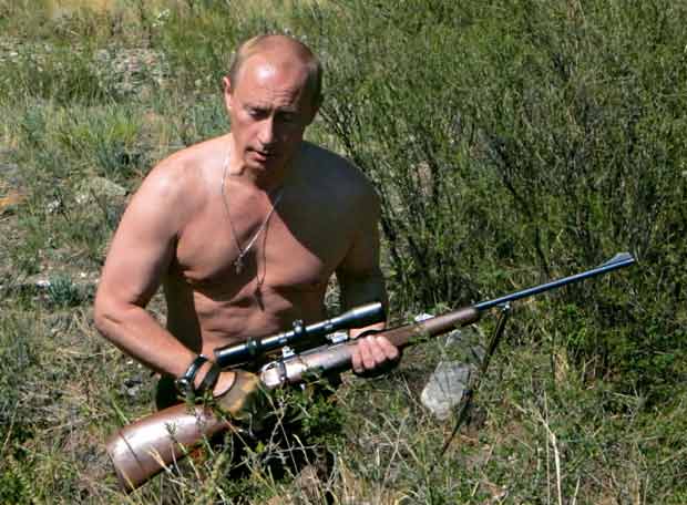 [Putin+caza+a+lo+Rambo+en+Siberia.jpg]
