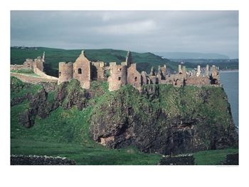 [486498~Dunluce-Castle-on-Cliff-Northern-Ireland-Posters.jpg]