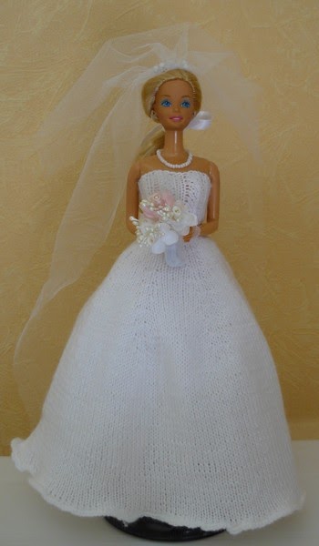 [barbie+mariée.jpg]