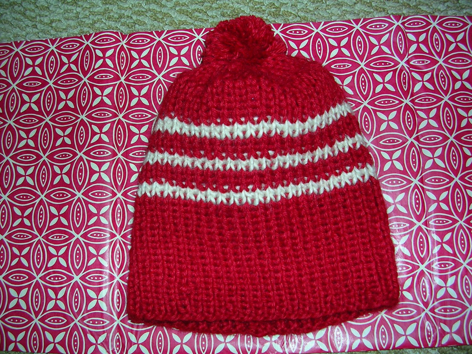 [emily's+red+hat+002.jpg]