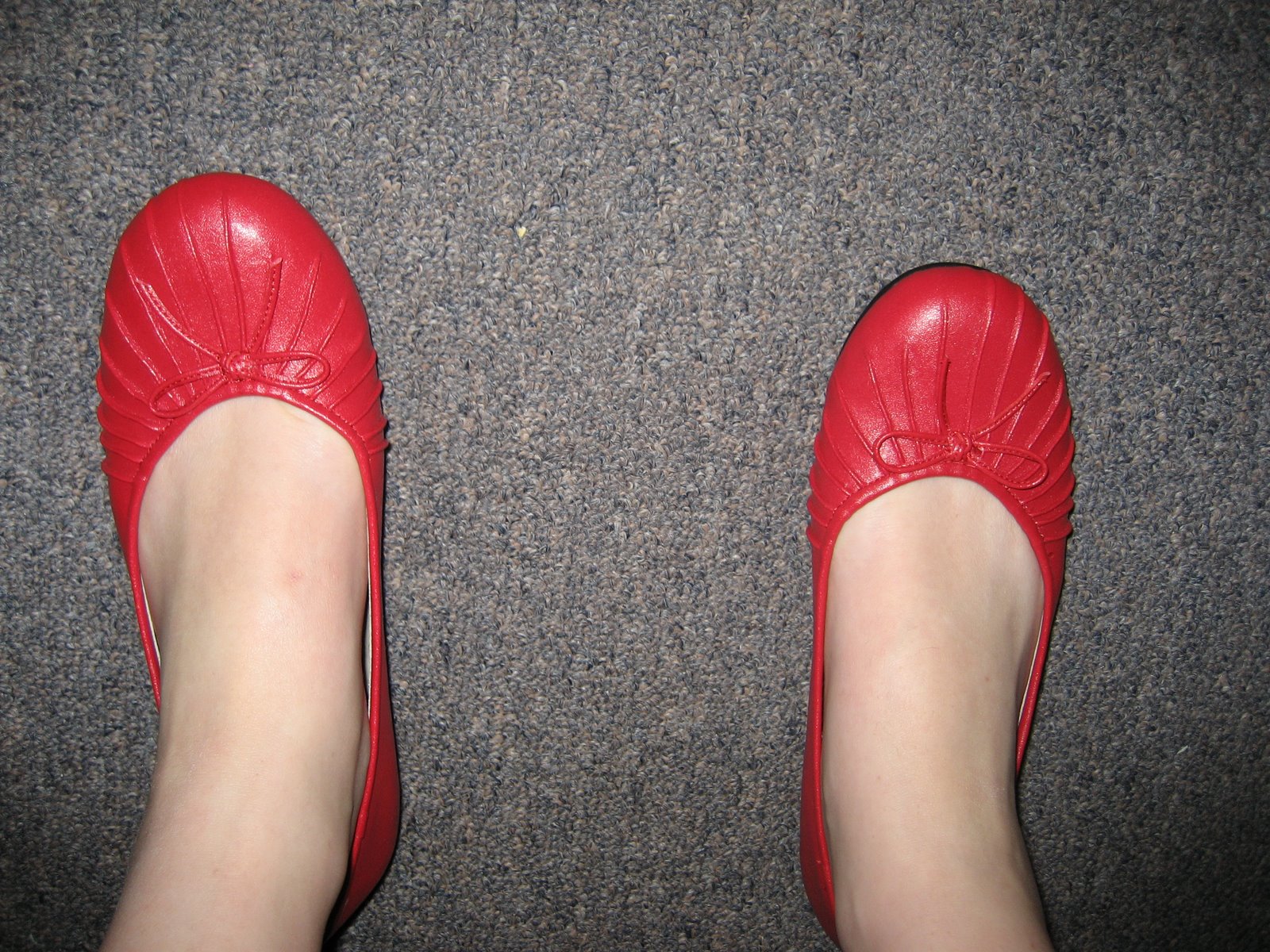 [shoes+10.6.07+007.JPG]