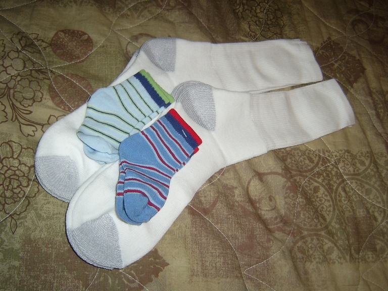 [grandpa+socks01.jpg]