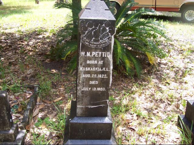 [H.+N.+Pettit+at+Laurel+Grove+Cemetery,+Florida.jpg]