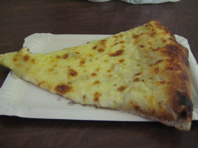 [Half+white+pizza.jpg]