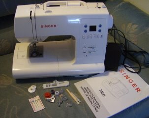 [singer+sewing+7466.jpg]