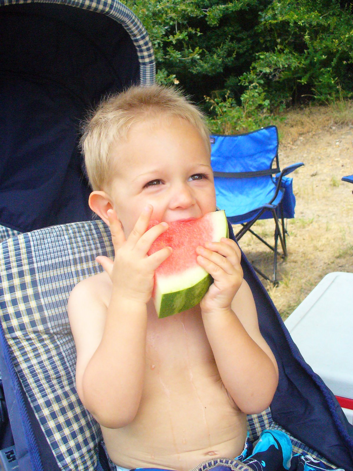 [Preston+eating+watermelon.JPG]