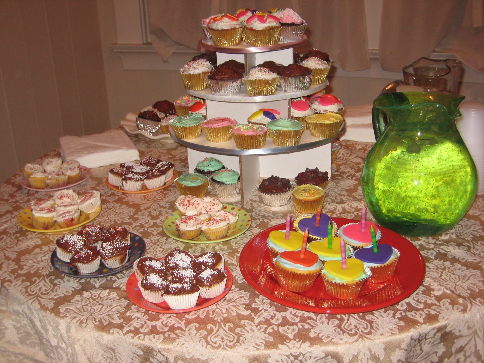 [cupcakes+at+Melville.JPG]
