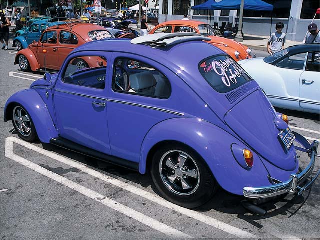 [0311vwt_04z+Volkswagen_Bug+Ragtop.jpg]