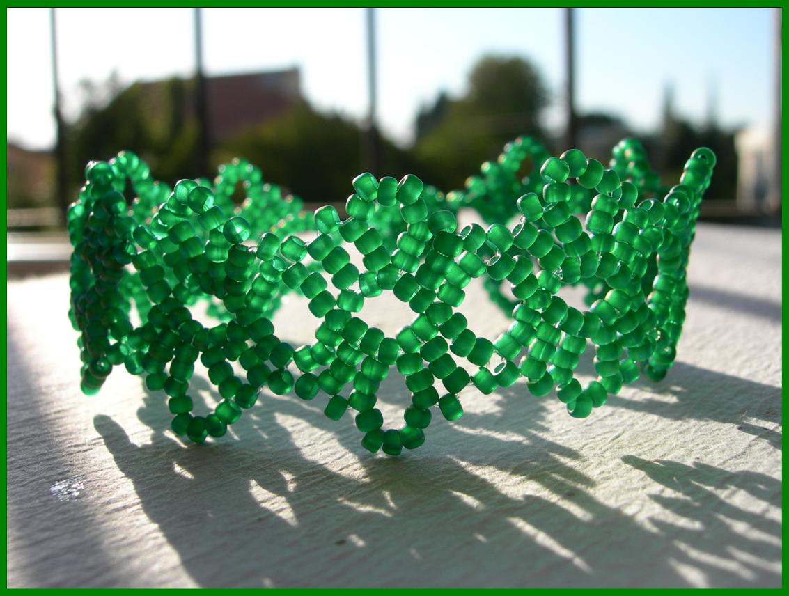 [round+lace+bracelet+green.jpg]