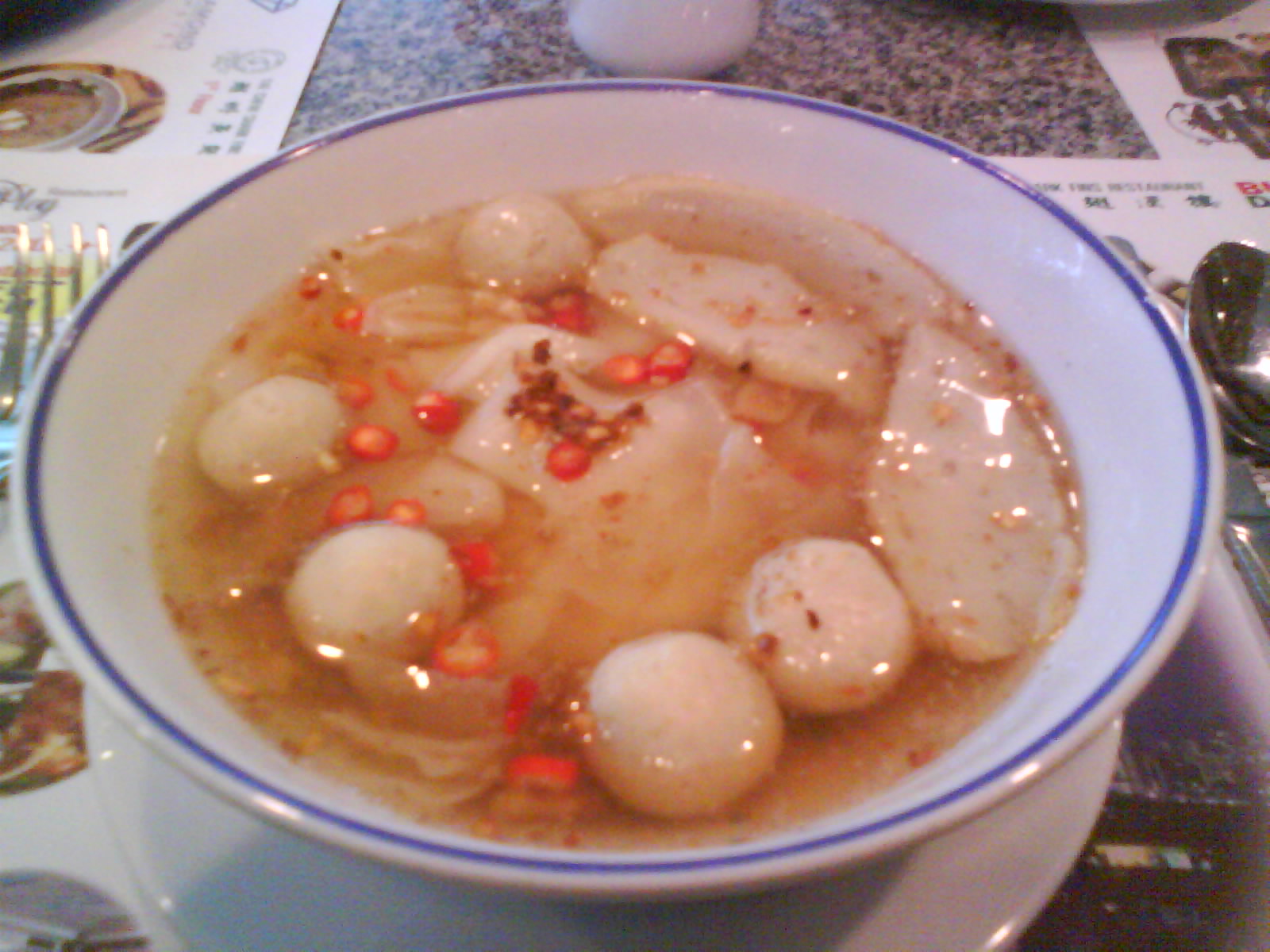 [GrandDiamondHotelBfast-Guo+Tiao+Soup+with+Fishballs+&+Fish+Cake.JPG]