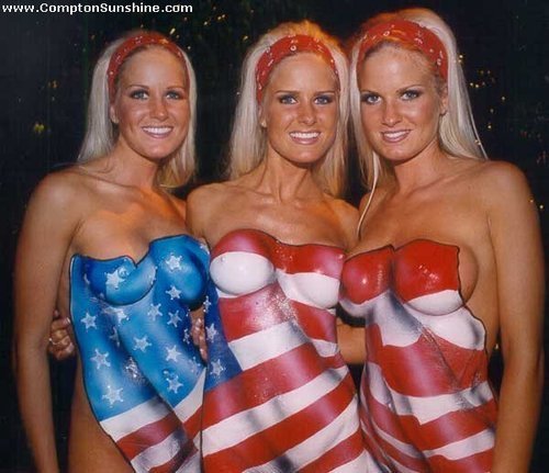 [dahm_triplets_with_american_flag_bo.jpg]
