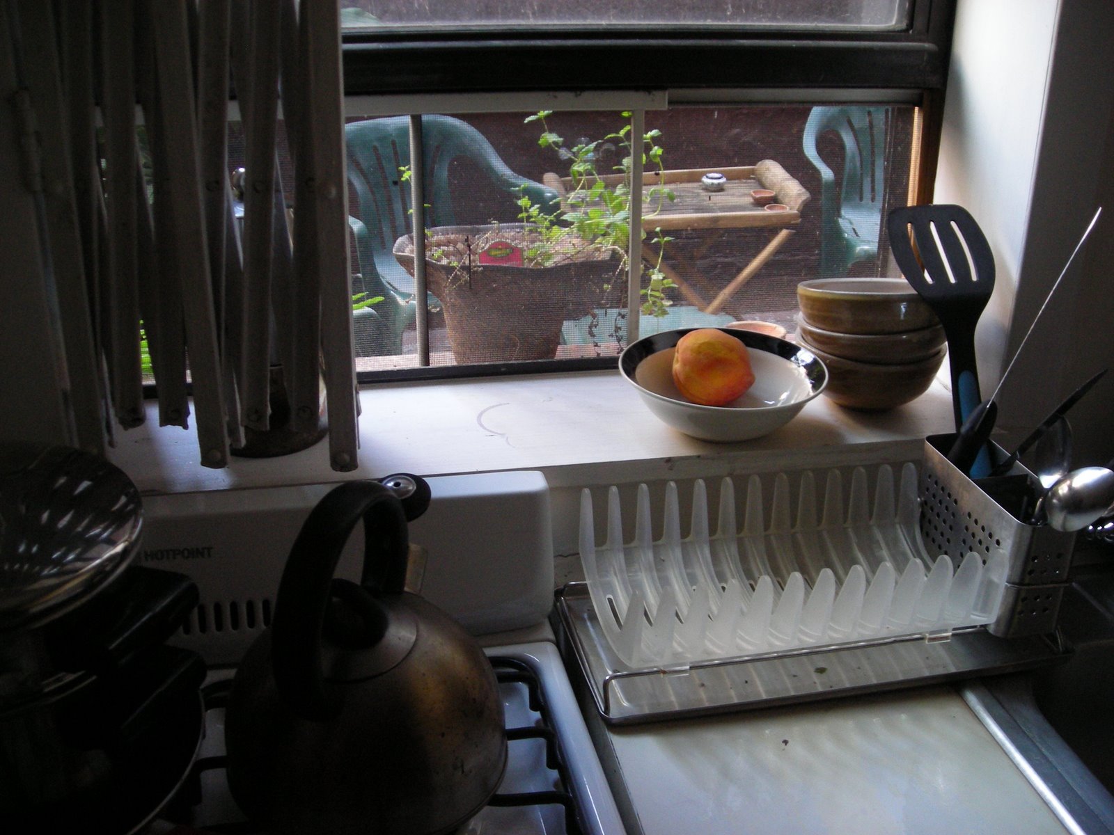 [kitchen+window.jpg]