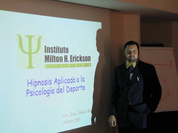 Presentación en el 1er. Congreso de Hipnoterapia Estratégica,  en Oaxaca, Oaxaca, 2005