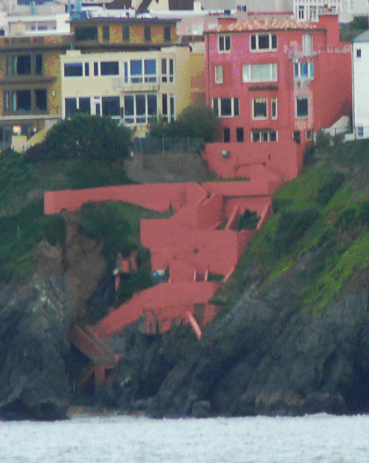 [35+seacliff+house+with+cliff+stability+work.jpg]
