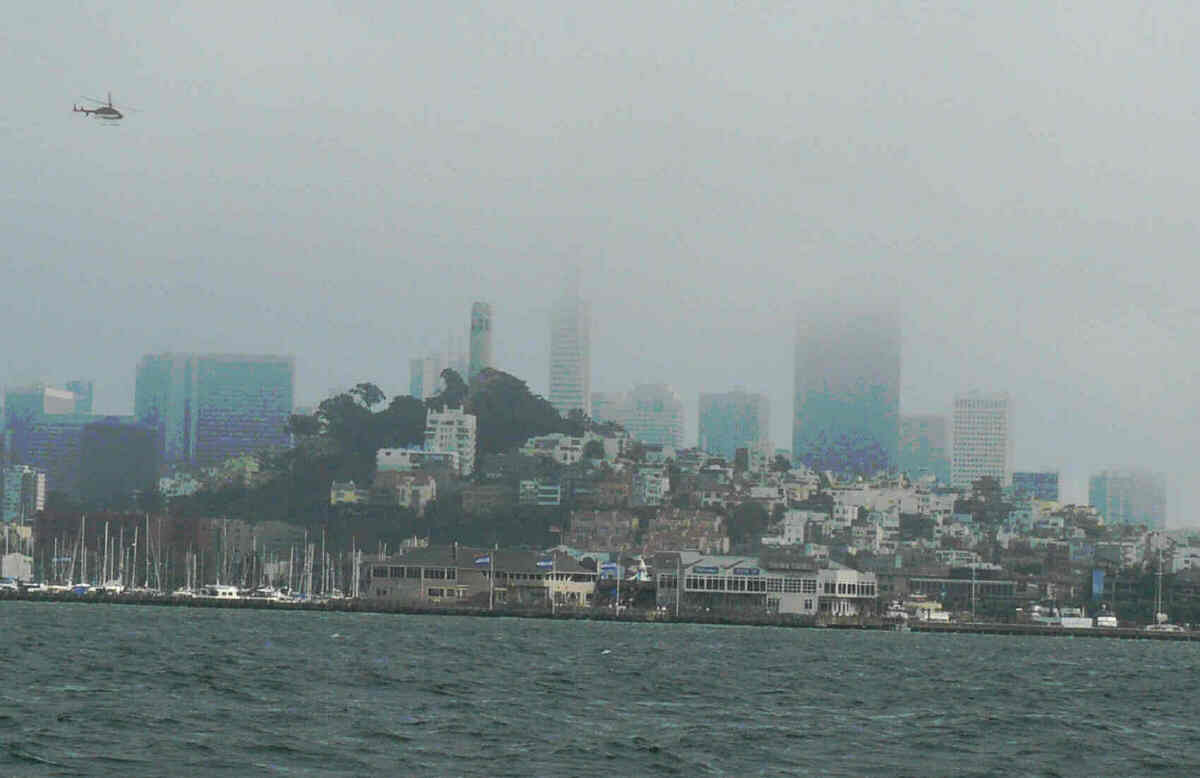 [1+city+in+fog.jpg]