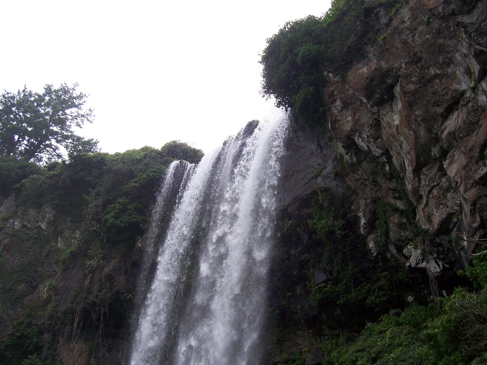 [waterfall+top.JPG]