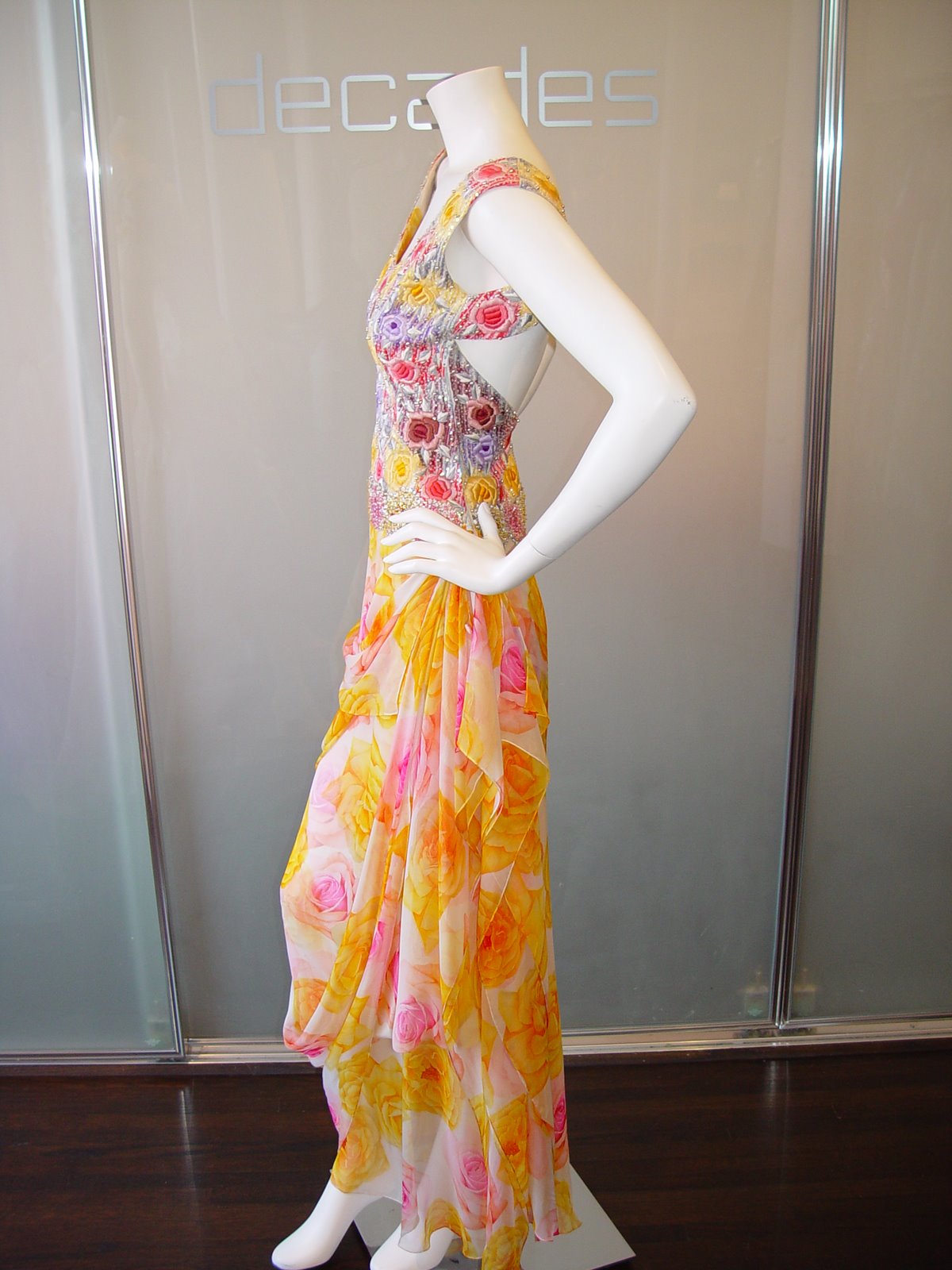 [GALANOS+FLORAL+CHIFFON+WITH+EMBROIDERED+BODY+-+3.JPG]