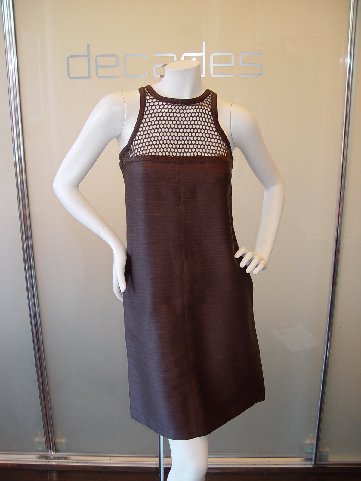 [COURREGES+PARIS+MID+70S+BROWN+POLISHED+COTTON+MADE+TO+LOOK+LIKE+SHANTUNG+DAY+DRESS+MARKED+SIZE+A.JPG.JPG]