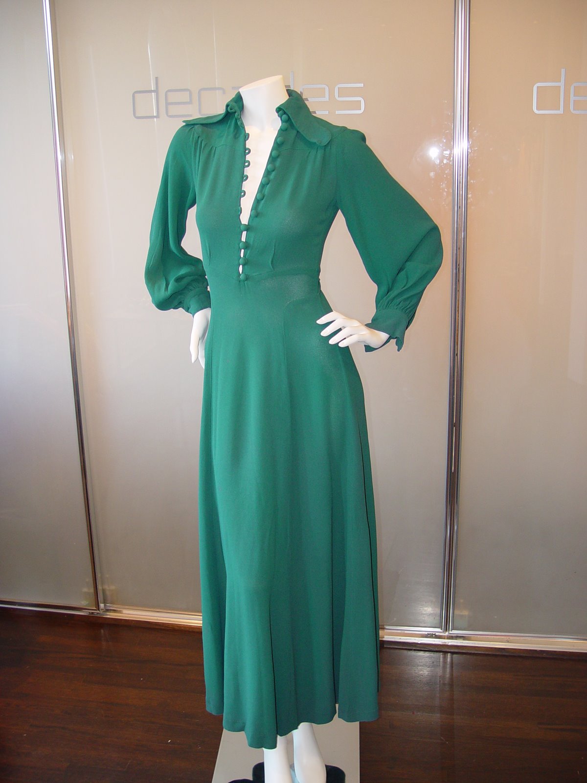 [OSSIE+CLARK+FOR+RADLEY+DYED+EMRALD+GREEN+MAXI+GOWN+WITH+BUTTON+FRONT+AND+BELTED+WAIST.JPG.JPG]