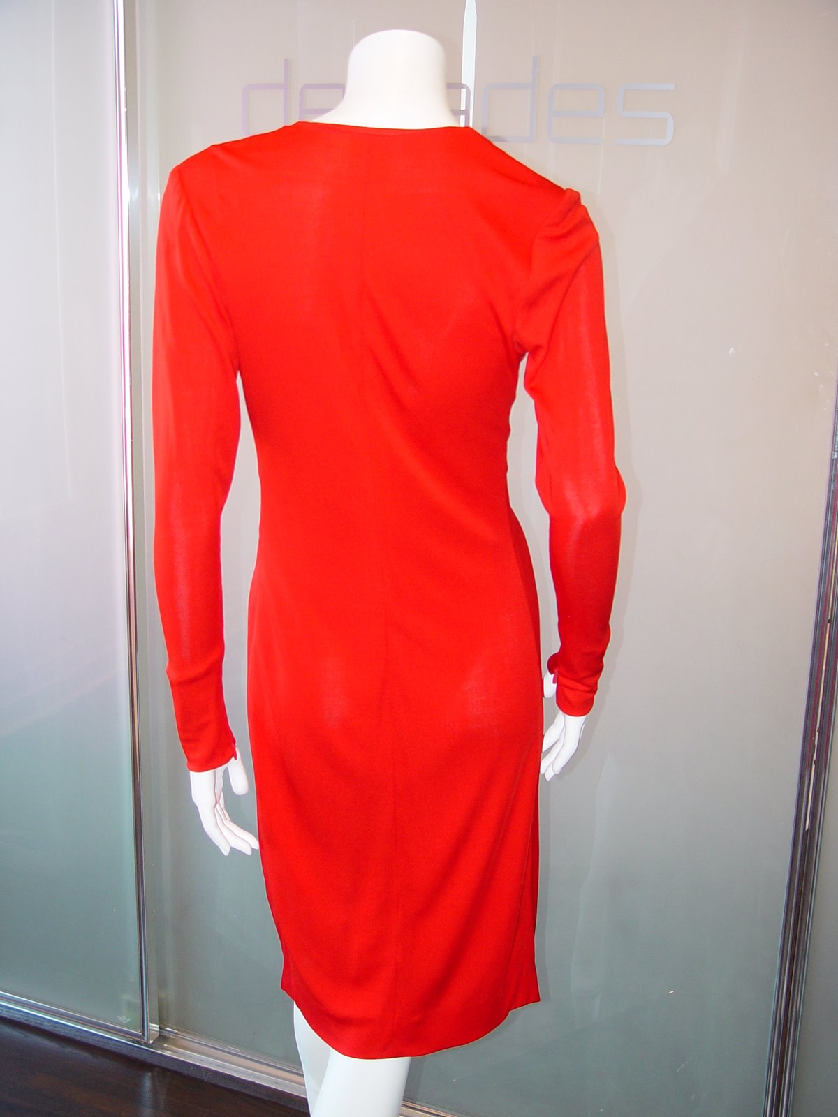 [YSL+RIVE+GAUCHE+RED+JERSEY+COCKTAIL+DRESS+WITH+GOOSENS+DESIGNED+BROOCH+SIZE+36+C+EARLY+80S.JPG+(1).JPG]