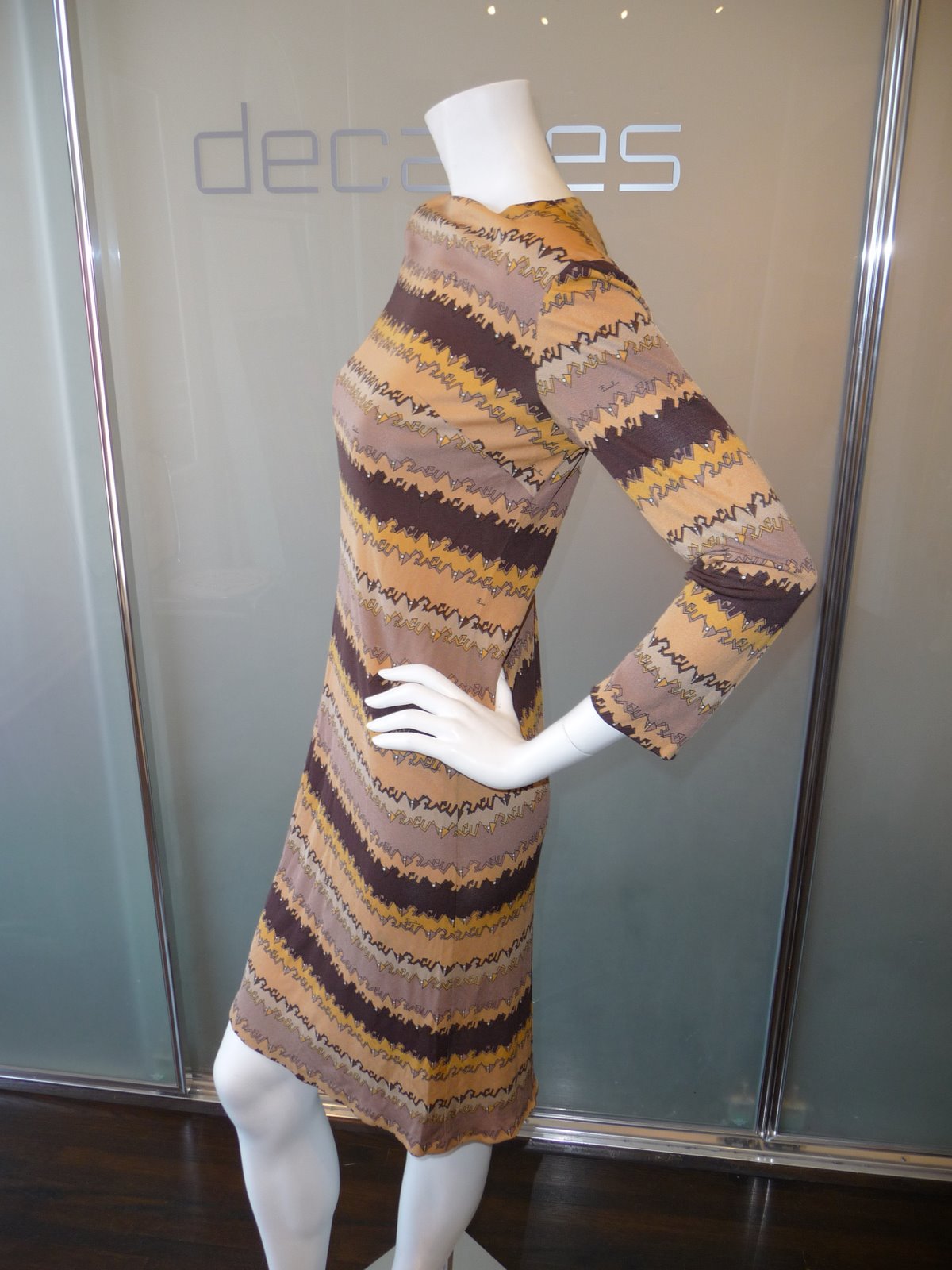 [EMILIP+PUCCI+SILK+JERSEY+TONES+OF+BROWN+60S+DRESS+MADE+FOR+LORD+AND+TAILOR+MARKED+SIZE+12.JPG+(3).JPG]
