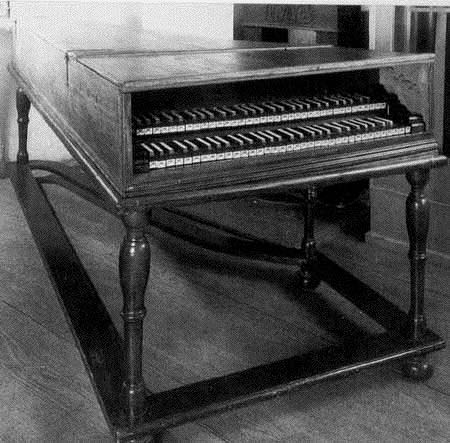 [harpsichord.jpg]
