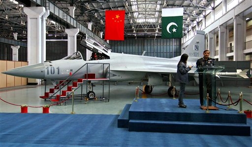 [JF-17_in_Pakistan.jpg]