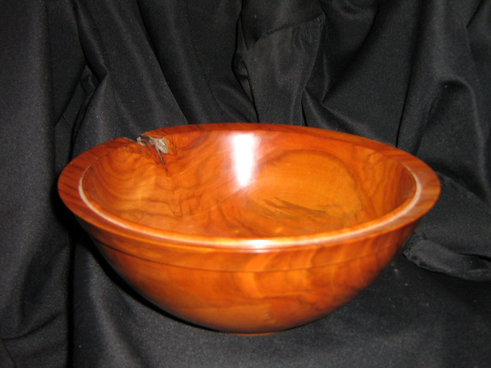 [Red+Stole+and+Bowls+082.jpg]