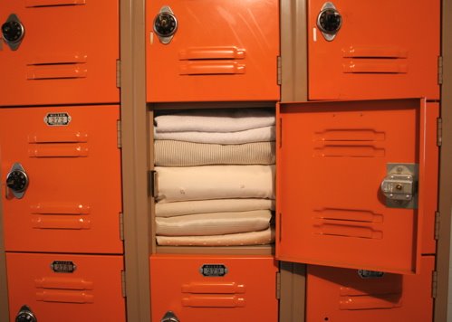 [lockers.JPG]