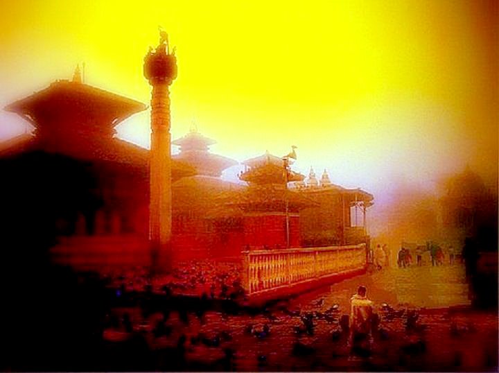 [morning.in.bhaktapur.jpg]