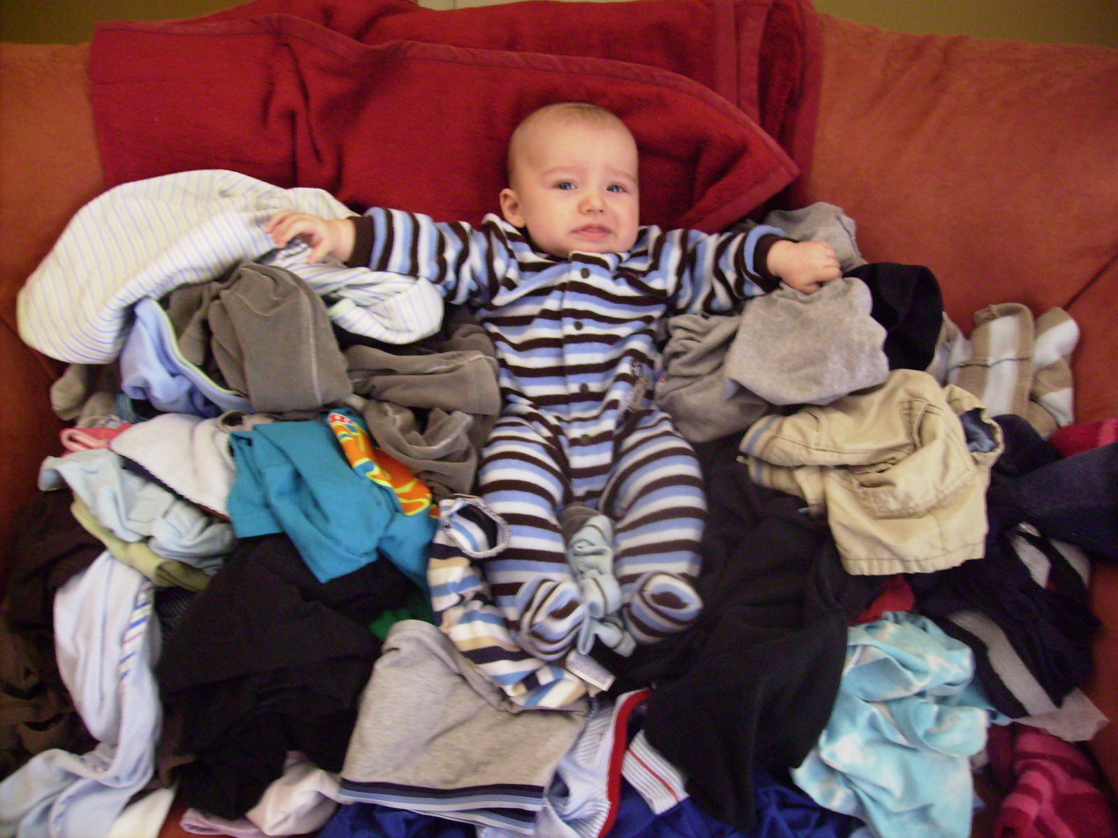 [Laundry+day-+overwhelmed.JPG]