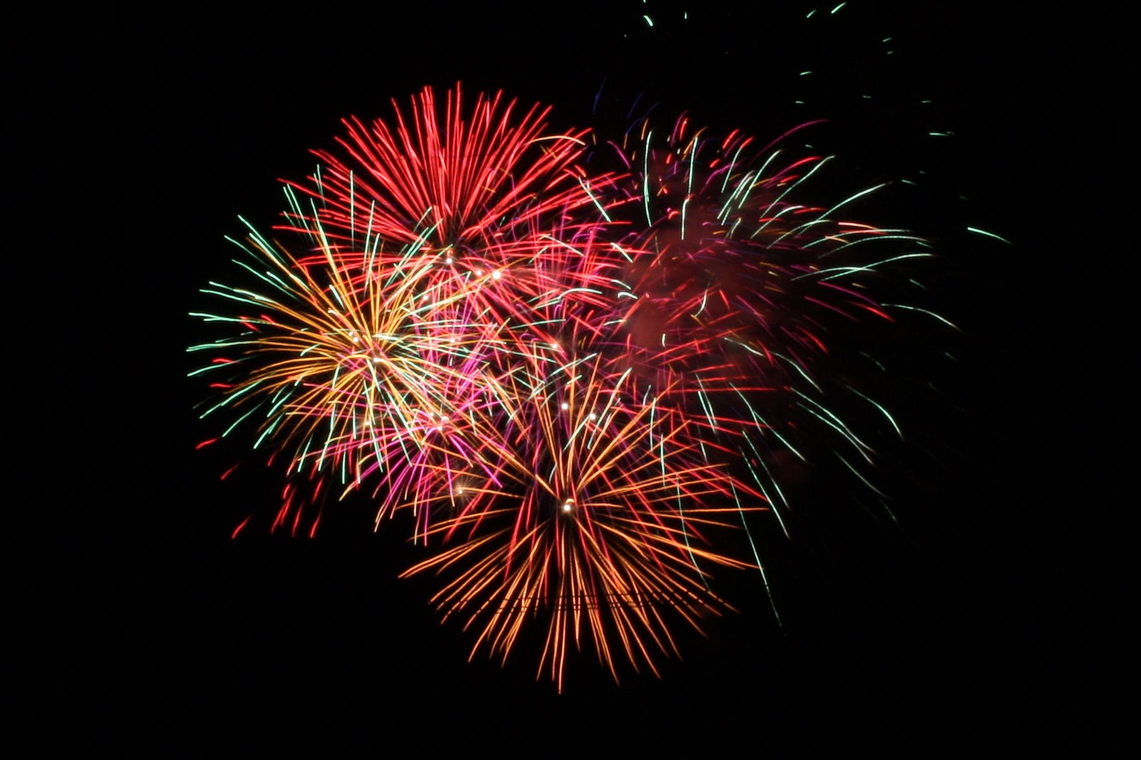 [2008+barton+fireworks+-+57.JPG]