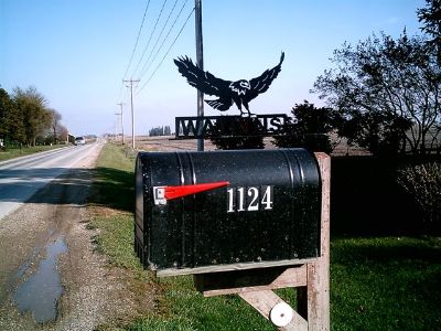 [Eagle~Mailbox~Top.jpg]