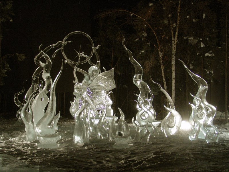 [ice+sculpture.jpg]