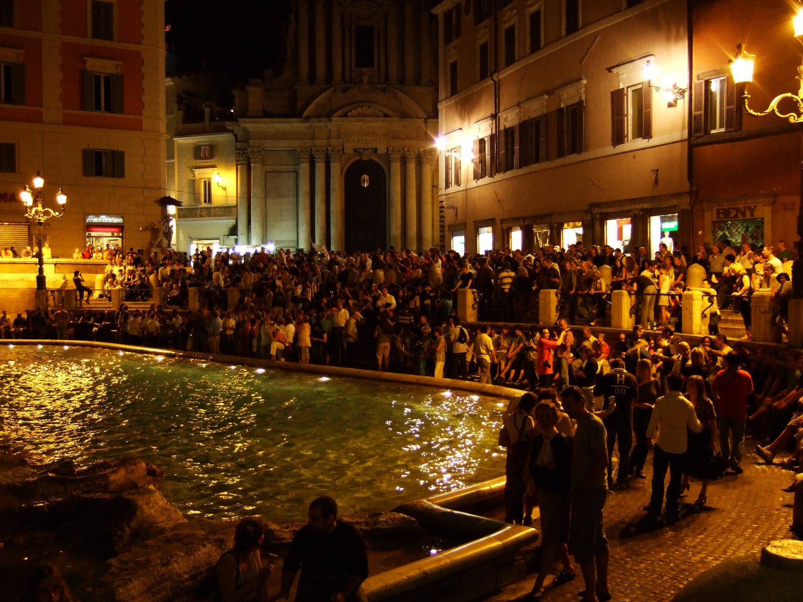 [Rome--Trevi+Fountain+people.JPG]