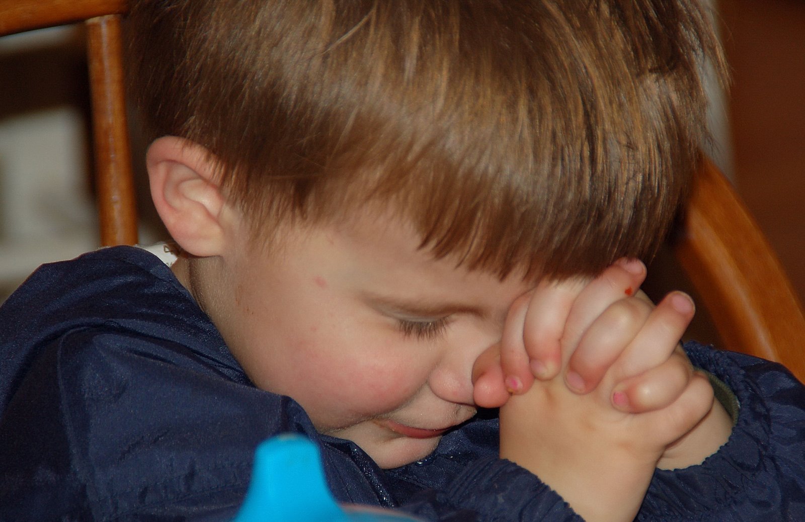 [owen+praying2007-03-12.JPG]