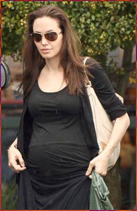 [Angelina+Jolie+pregnant+2008.jpg]