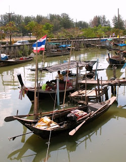 Boats at Bang Yai canal