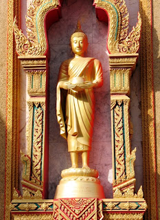 Buddha image at Chalong Temple